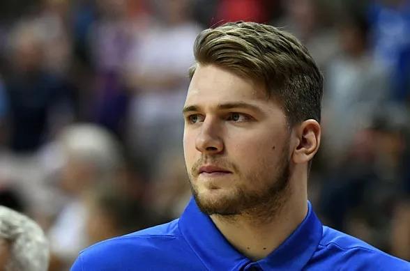 年轻新星崭 年轻新星崭